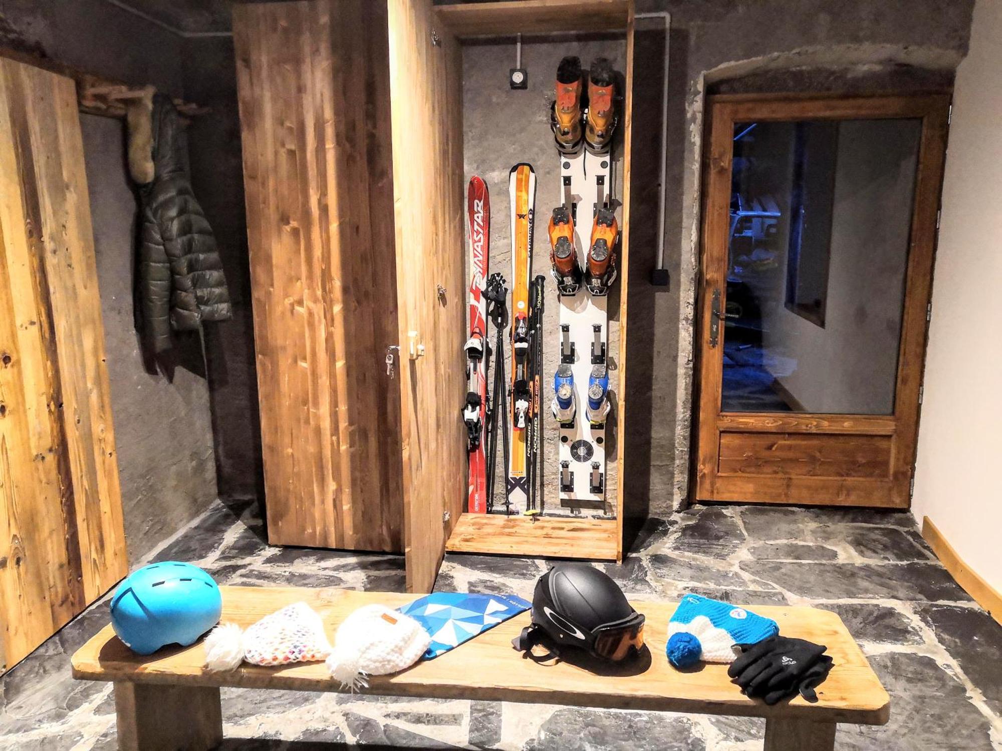 Chez Lucienne, Jacuzzi Et Sauna サモエンヌ エクステリア 写真